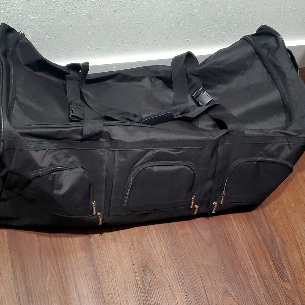 Rockland Rolling Duffel Bag